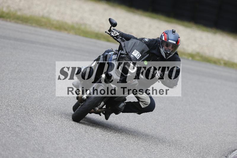 /20 27.05.2025 FREERIDE Training ADR/Gruppe B/90